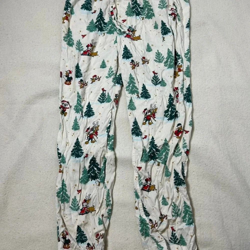 Disney Parks CHRISTMAS 2022 Mickey Mouse Friends HOLIDAY Pajama Pants Medium‎ M - Picture 2 of 4